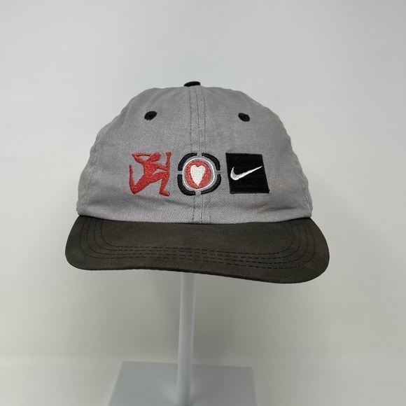 Nike Vintage Hat Strapback - Picture 1 of 9